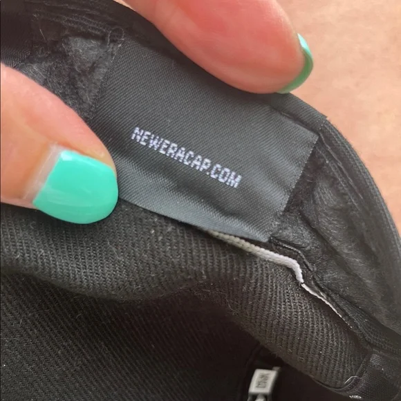 Like new New Era Jet Black Baltimore Orioles baseball Cap - Picture 14 of 15